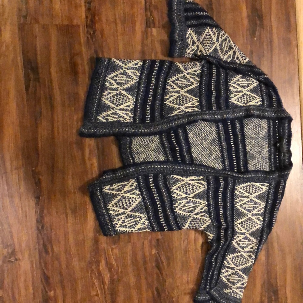 Sweater size M